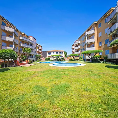 Litoral - Millet 2 9 Only Families (adults Only) Cambrils
