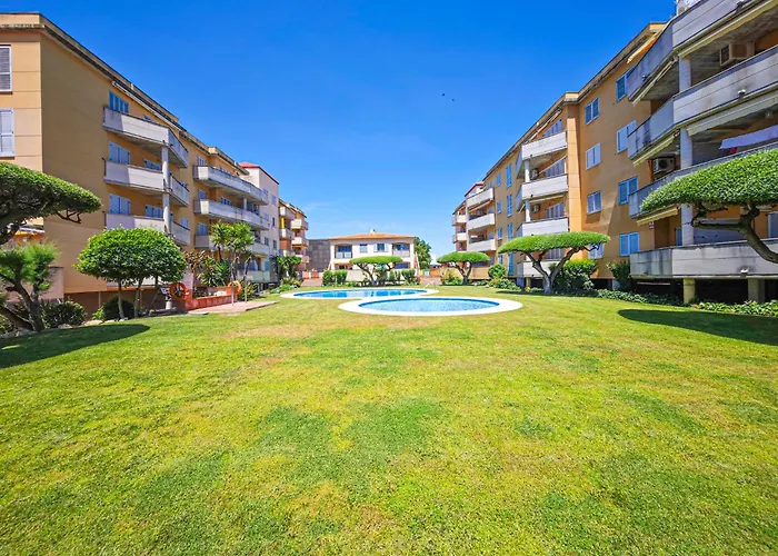 Litoral - Millet 2 9 Only Families (adults Only) Cambrils