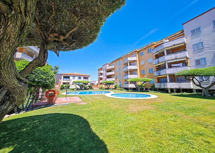 Litoral - Millet 2 9 Only Families (adults Only)